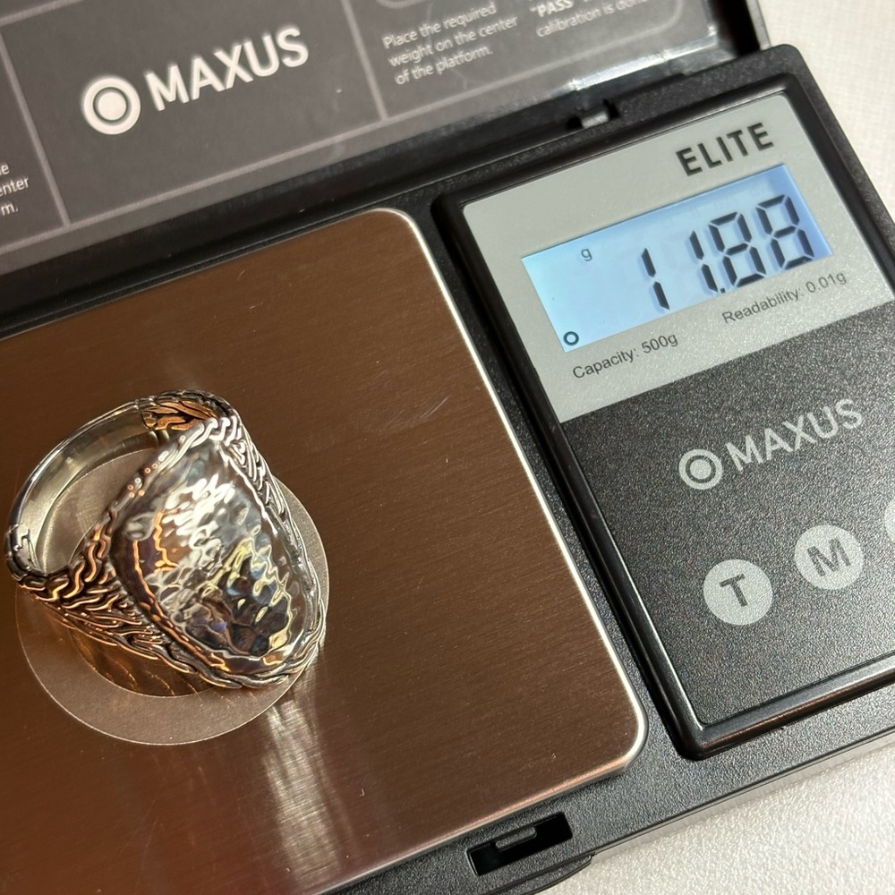 John Hardy Polished Hammered Silver Saddle Ring - Picture 8 of 8